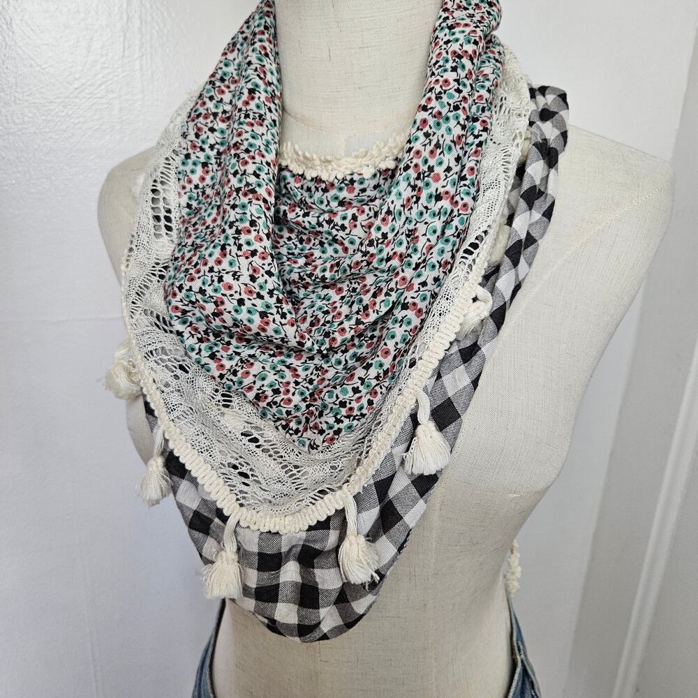 Pimkie Boho Layered Scarf Shawl Wrap Black‎ Ivory Floral Check Tassel